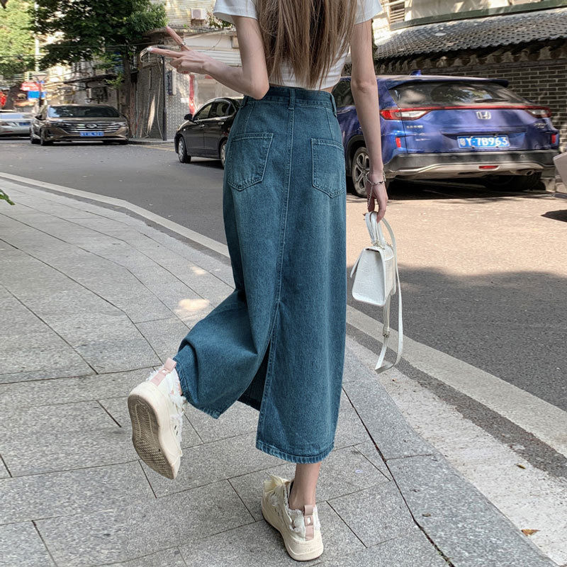 High waisted denim skirt vintage blue, back waistband and slit detail