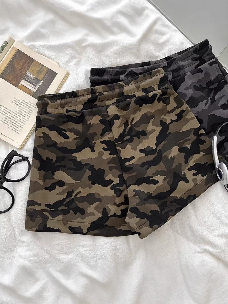 Camouflage shorts for women with wide-leg capri fit - side view
