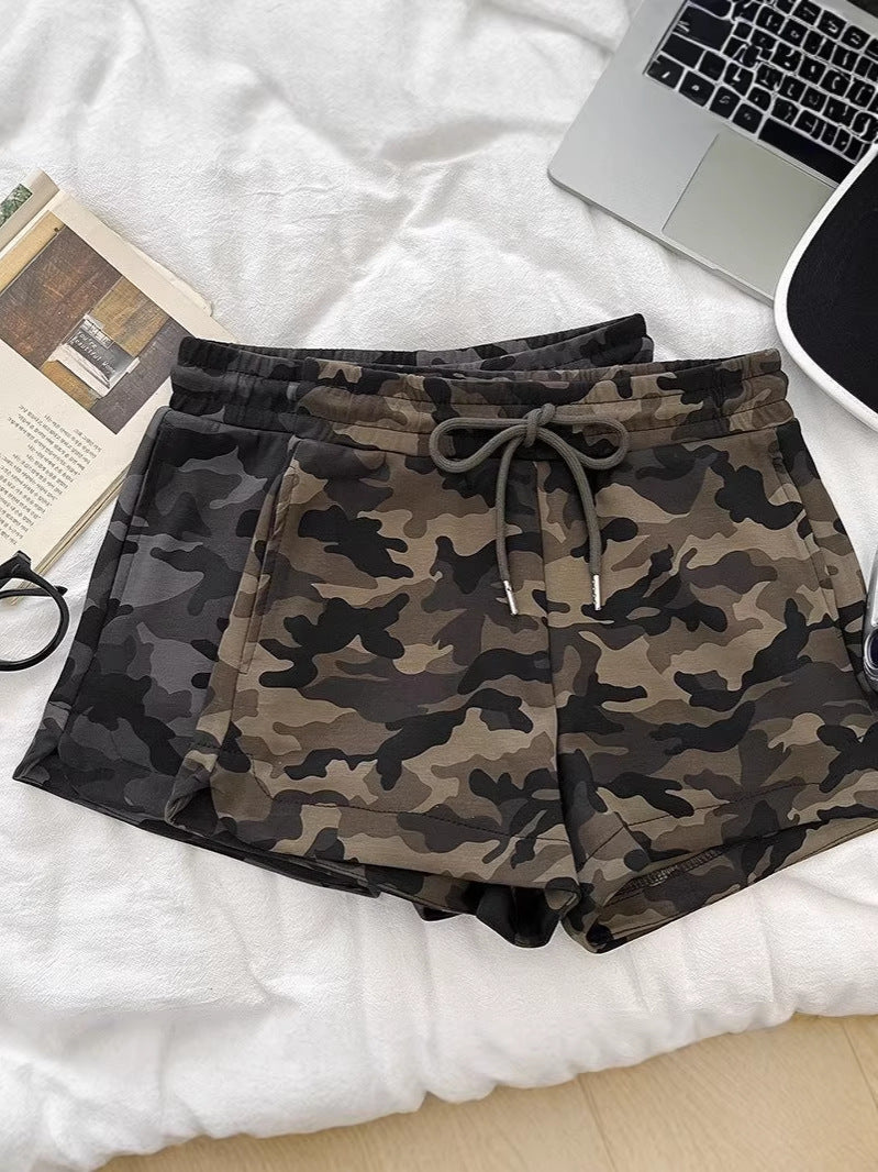 Drawstring elastic waistband detail on women's camo shorts