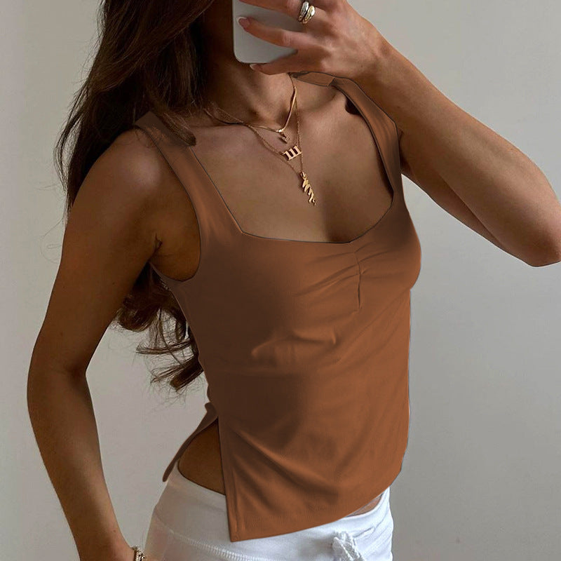 Square neck camisole in White, close-up on neckline