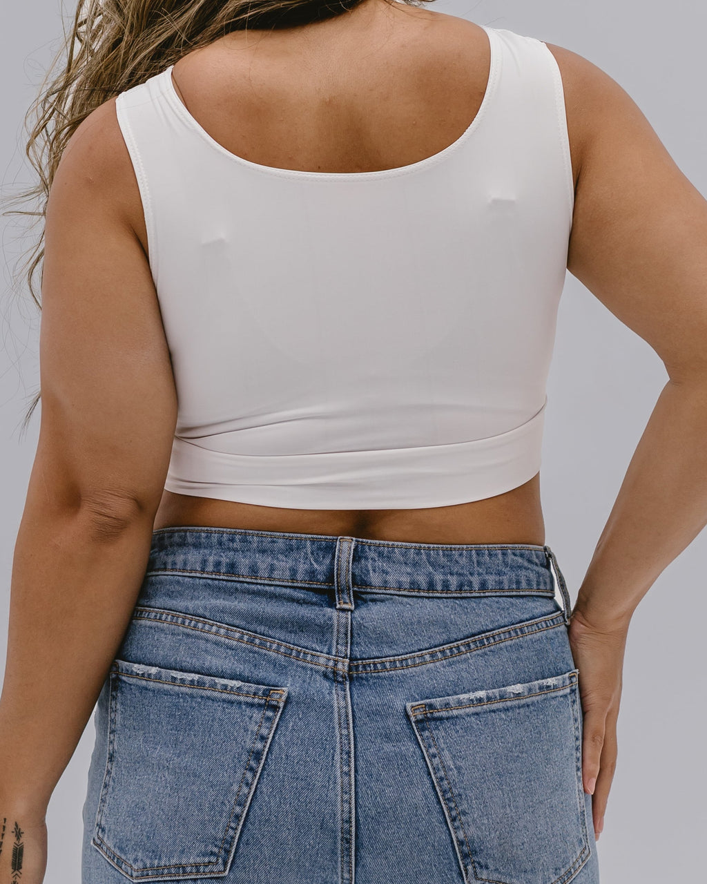 Women’s Square Neck Tank Top – Fitted Cropped Stretch Top